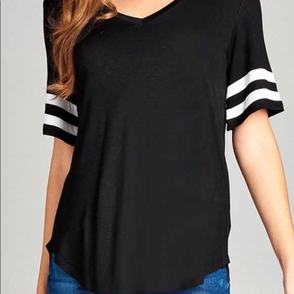 Ultra soft BLACK v neck Striped Short Sleeve Tee - Picture 2 of 2